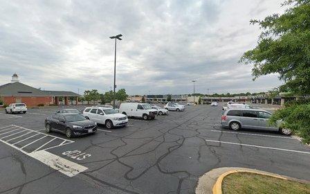 7807 Sudley Rd Parking