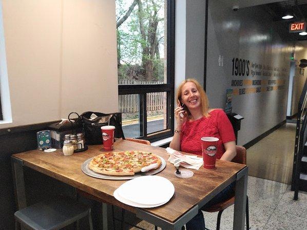 Manhattan Pizza - Tyson's Corner