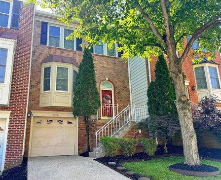 Roya Delaney REALTOR
