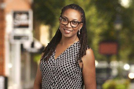 Cheantae Lewis, Century 21