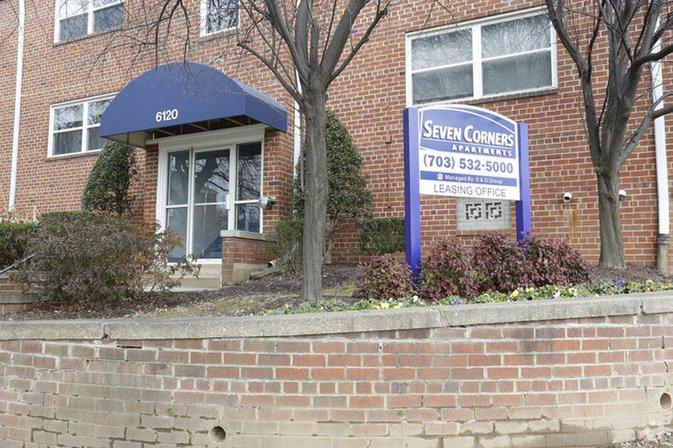 Seven Corners Apartments