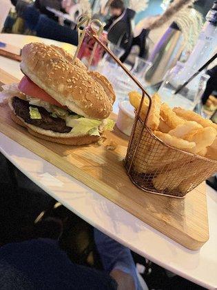 Qulis Lounge