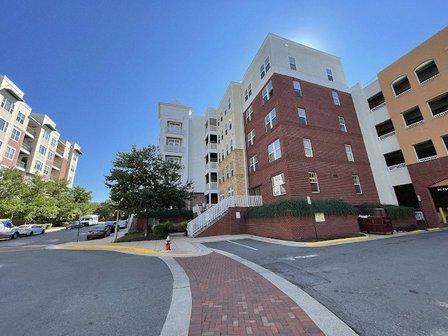 The Ridgewood by Windsor Apartments