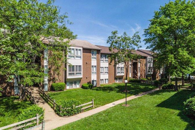 Coverstone I Apartments