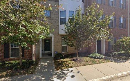 Dulles Parkway Condos