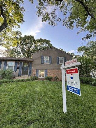 Angela Love, RE/MAX Gateway, LLC
