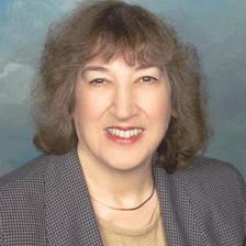 Karen Ricciardi, RE/MAX Distinctive Real Estate