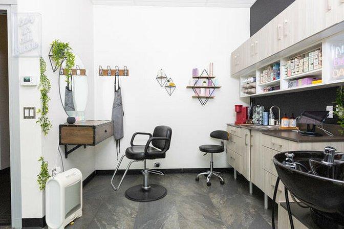 Sola Salons