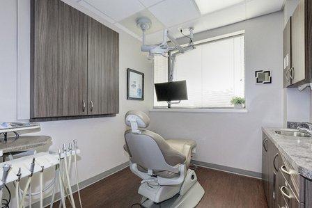 Veronica Lopez, DMD : Downtown Vienna Dental