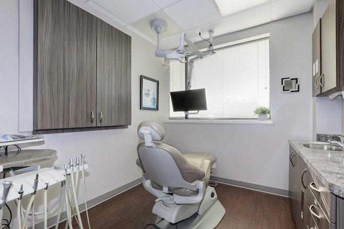 Veronica Lopez, DMD : Downtown Vienna Dental