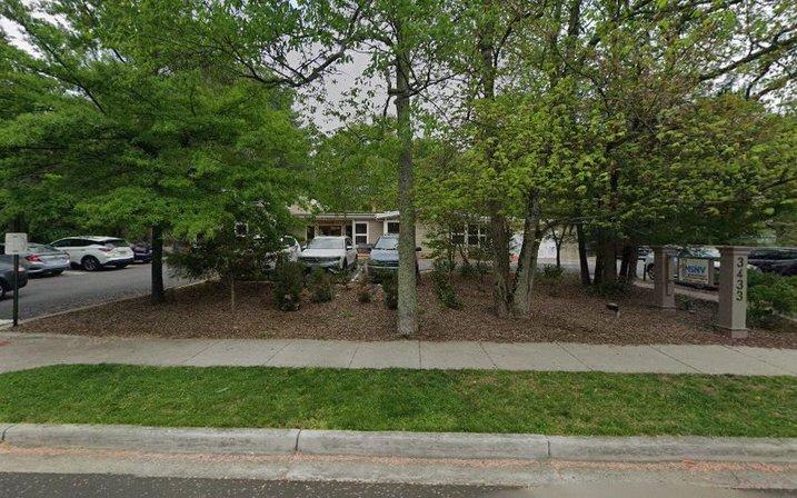 Montessori School of Northern Virginia - Valleybrook Campus