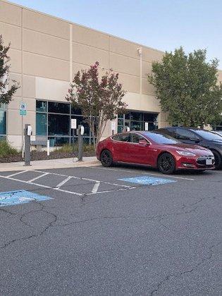 Tesla Service Sterling