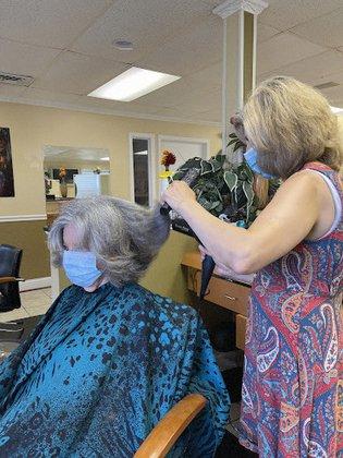 Dejure Salon