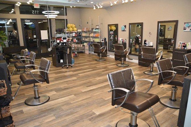 ALURA VEDA / Aveda Salon & Spa