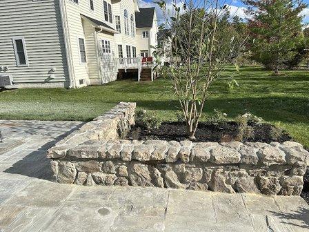 LANDSCAPE & CONSTRUCTION LLC