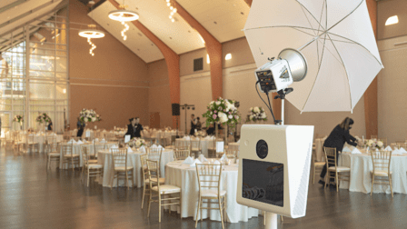 Top Hat Photo Booths - Photo and Video Booths