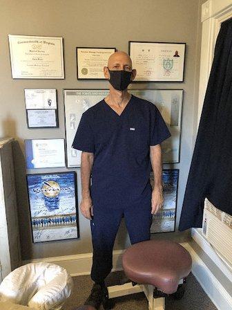 CHRIS KAHN CMT