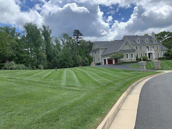 Nunez Landscape LLC