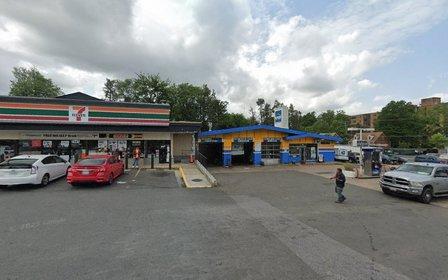 Lee Highway Gas & Auto
