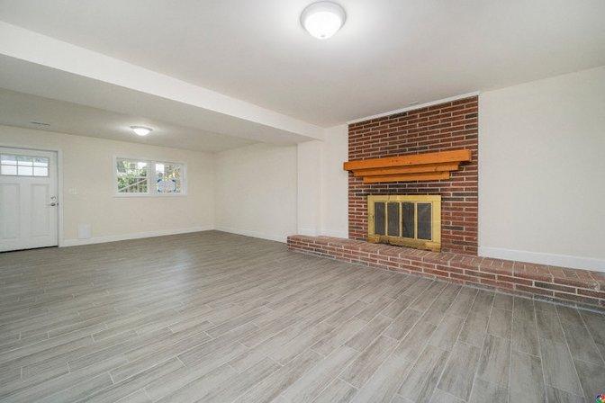 Alex Flooring & Carpentry LLC