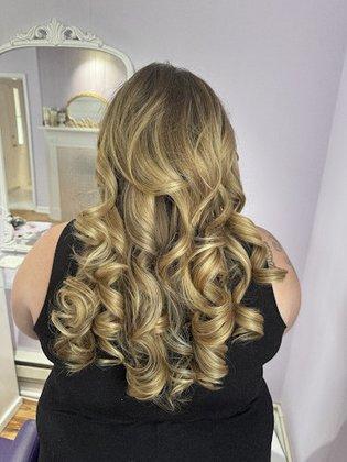 Dazzle Blow Dry Bar