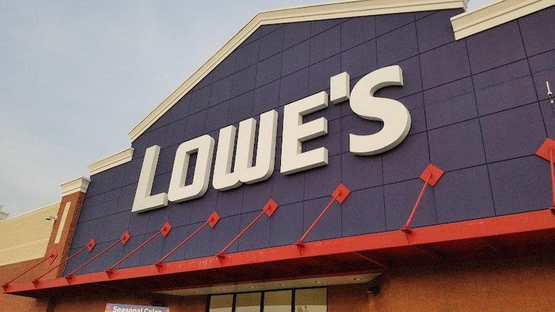Lowe's Garden Center