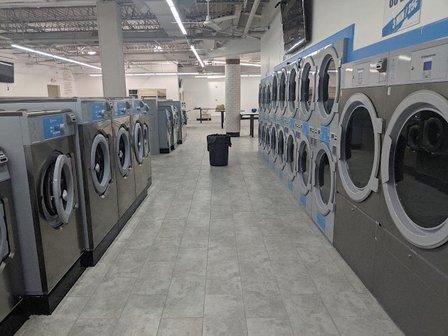 Mama's Laundromat