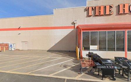 Pro Desk at The Home Depot