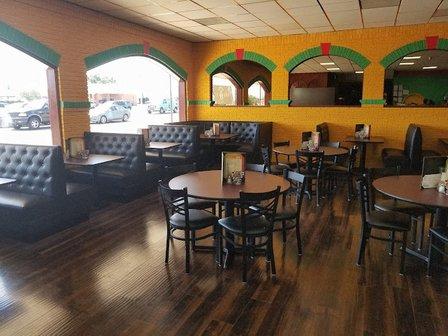 Malakhi Lounge & Jamaican Restaurant