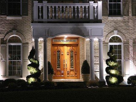 Affordable Lawn Sprinklers, Lighting & Turf