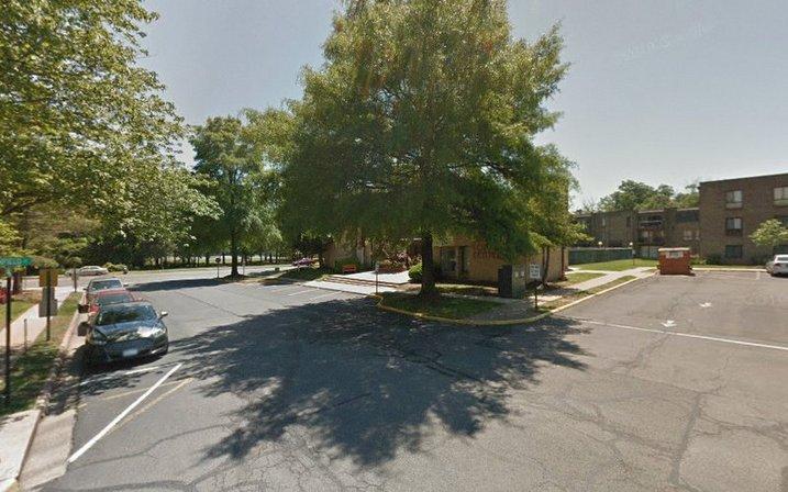 Summertree Condominiums