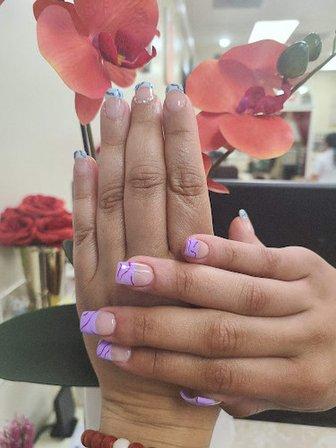 Romancing Nails Salon