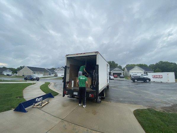 NewRay Moving LLC