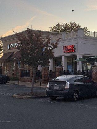 Glyndon Plaza