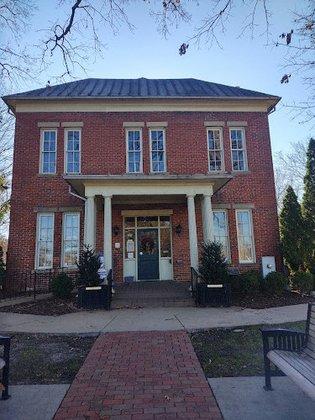 Fairfax Museum and Visitor Center