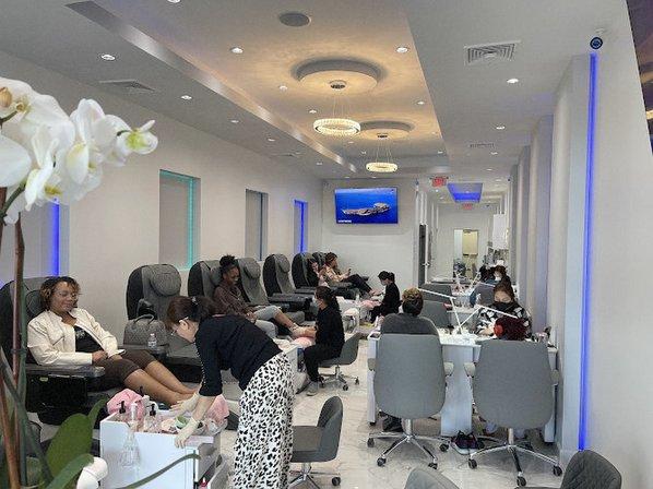 NORA NAIL BAR