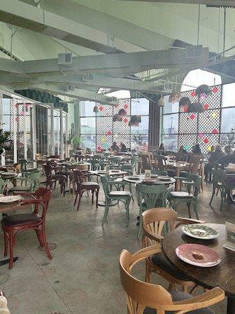 Caramella Cafe