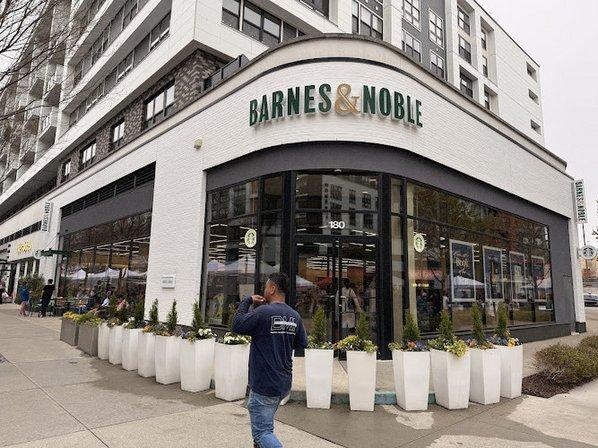 Barnes & Noble