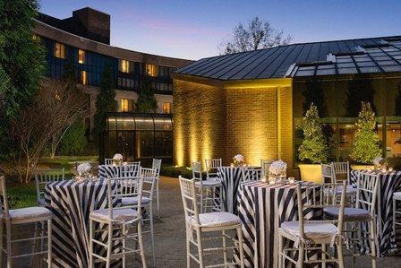 DoubleTree by Hilton Washington Dulles Airport