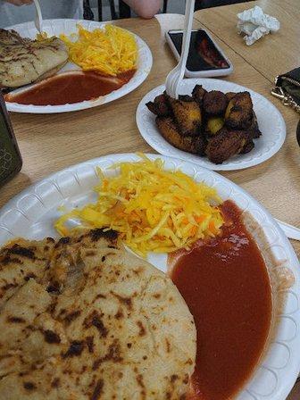 Cristis Deli & Bakery