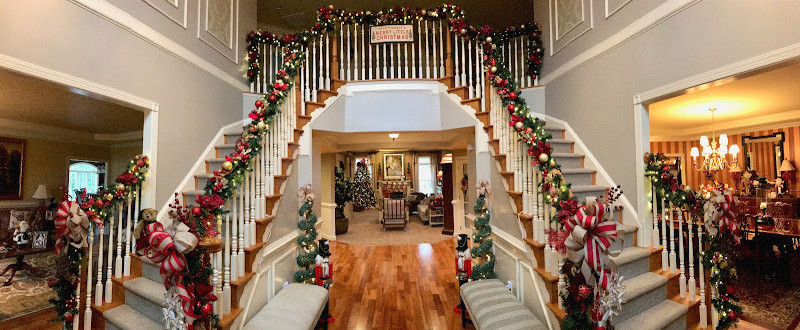 Home and Holiday Designs LLC