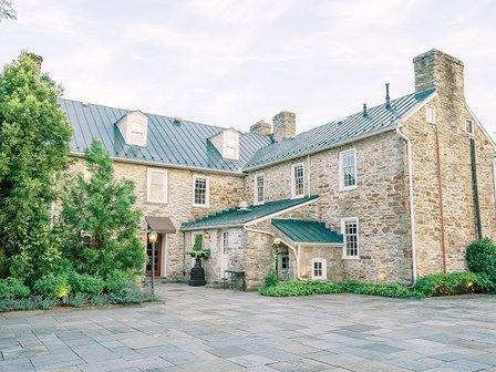 The Red Fox Inn & Tavern