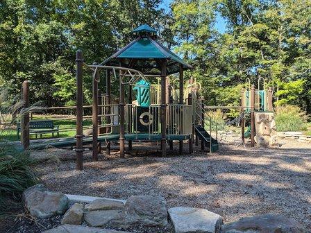 Potomac Crossing Park