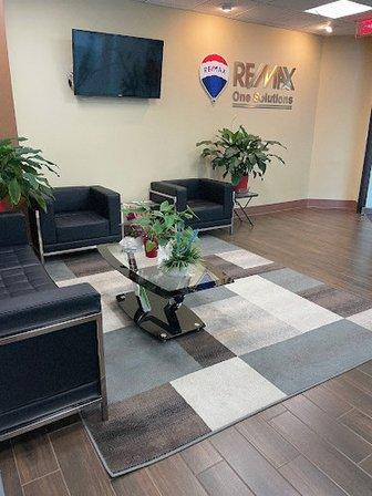Re/max one solutions