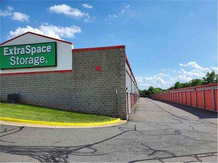 Extra Space Storage