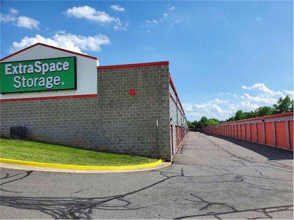Extra Space Storage