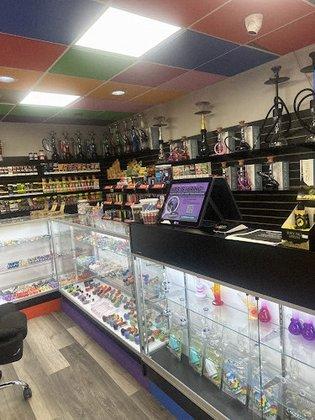 Smoke Citi & Vape/THC CANNABIS /THC Edibles/THC Gummies /THCa Flower/Glass/Bongs/Bud D9/Kratom & More!!