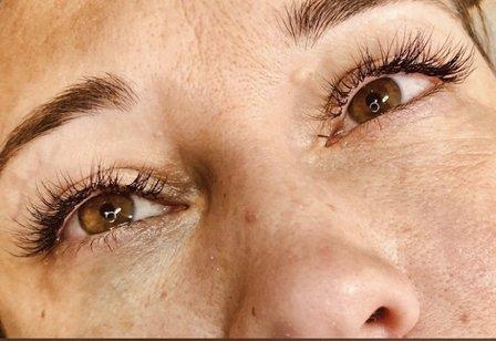 Lashes & Skin Care Studio