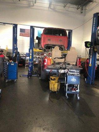 Canil Auto Mechanic
