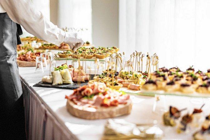 Everyone Eats Catering